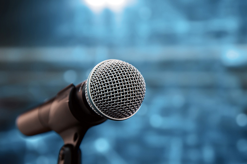 microphone-guest-speaker-390971059