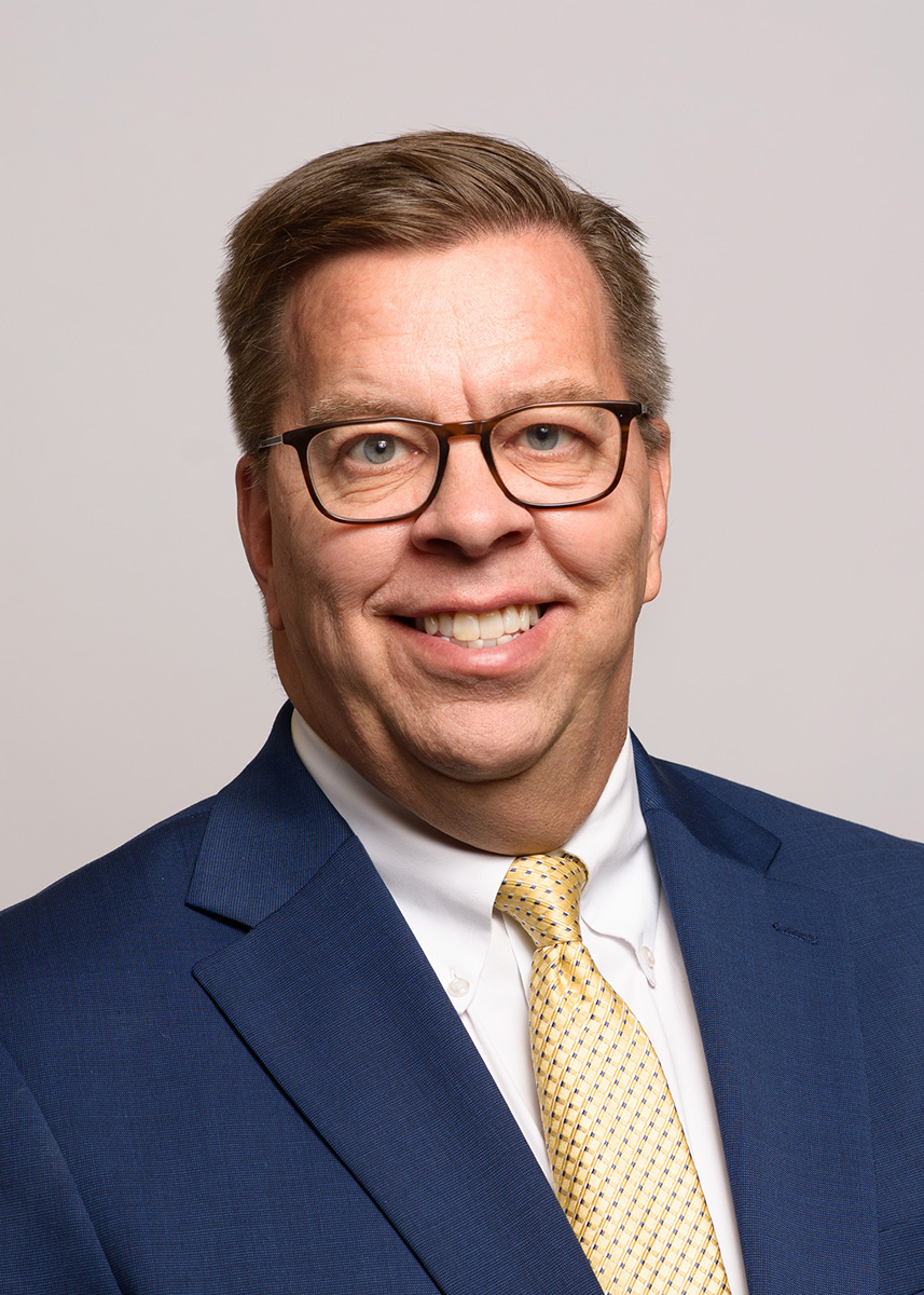 scott-a-becker-headshot-3-web